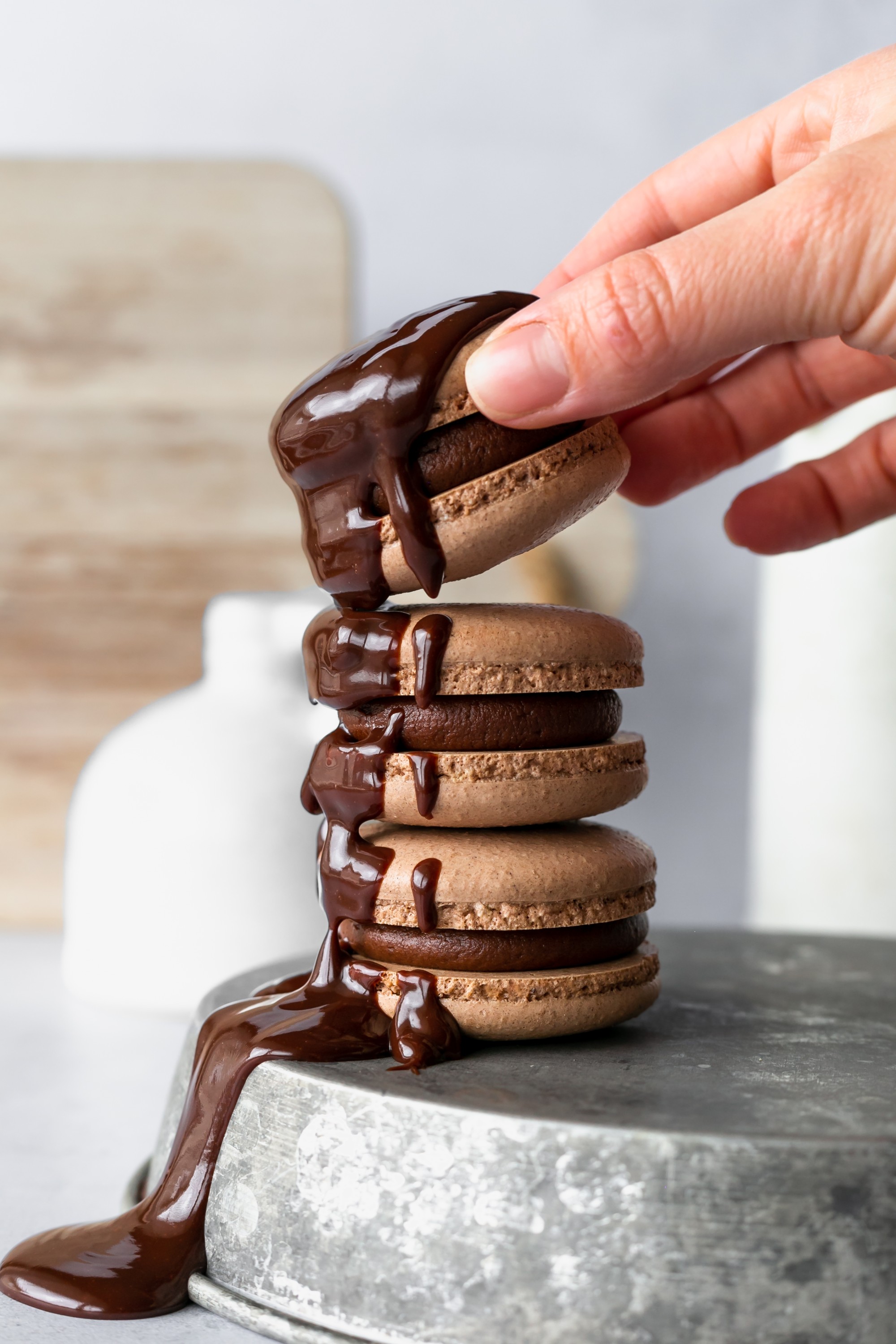 https://thewhitewhisk.com/wp-content/uploads/2023/03/Chocolate-Macarons-07.jpg